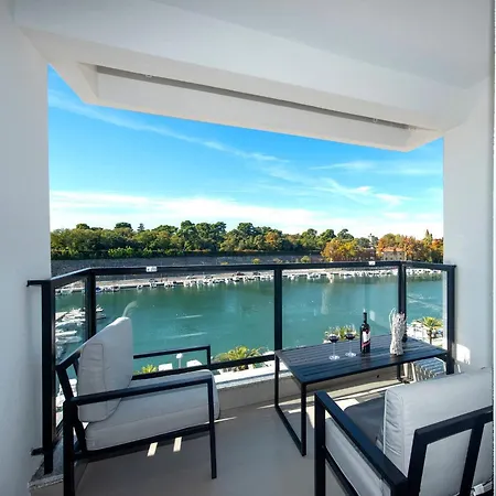 Jazine Lux D&d Appartement